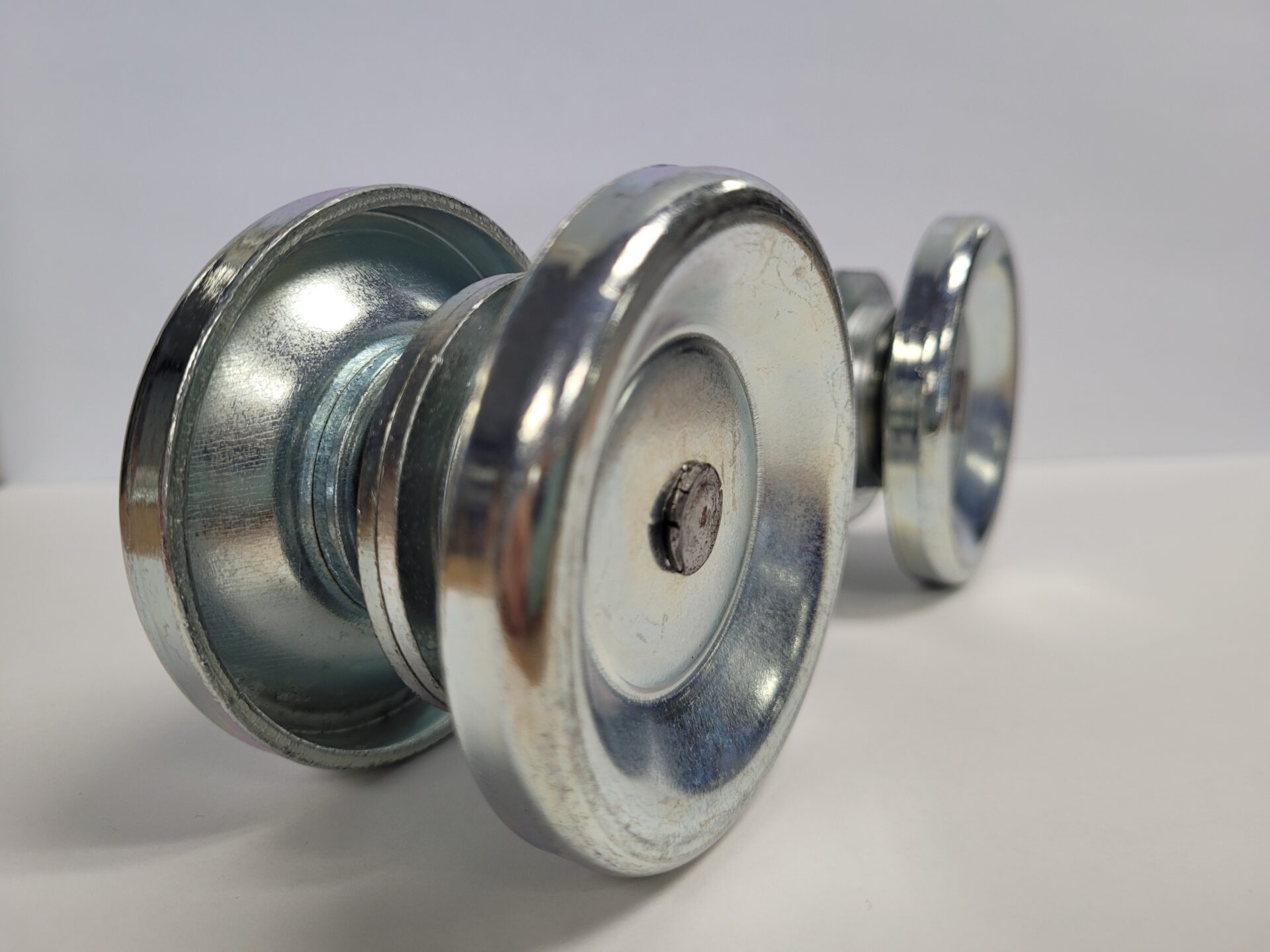 Series 330/376 Ball Bearing Box Track Truck (Pairs) no Aprons