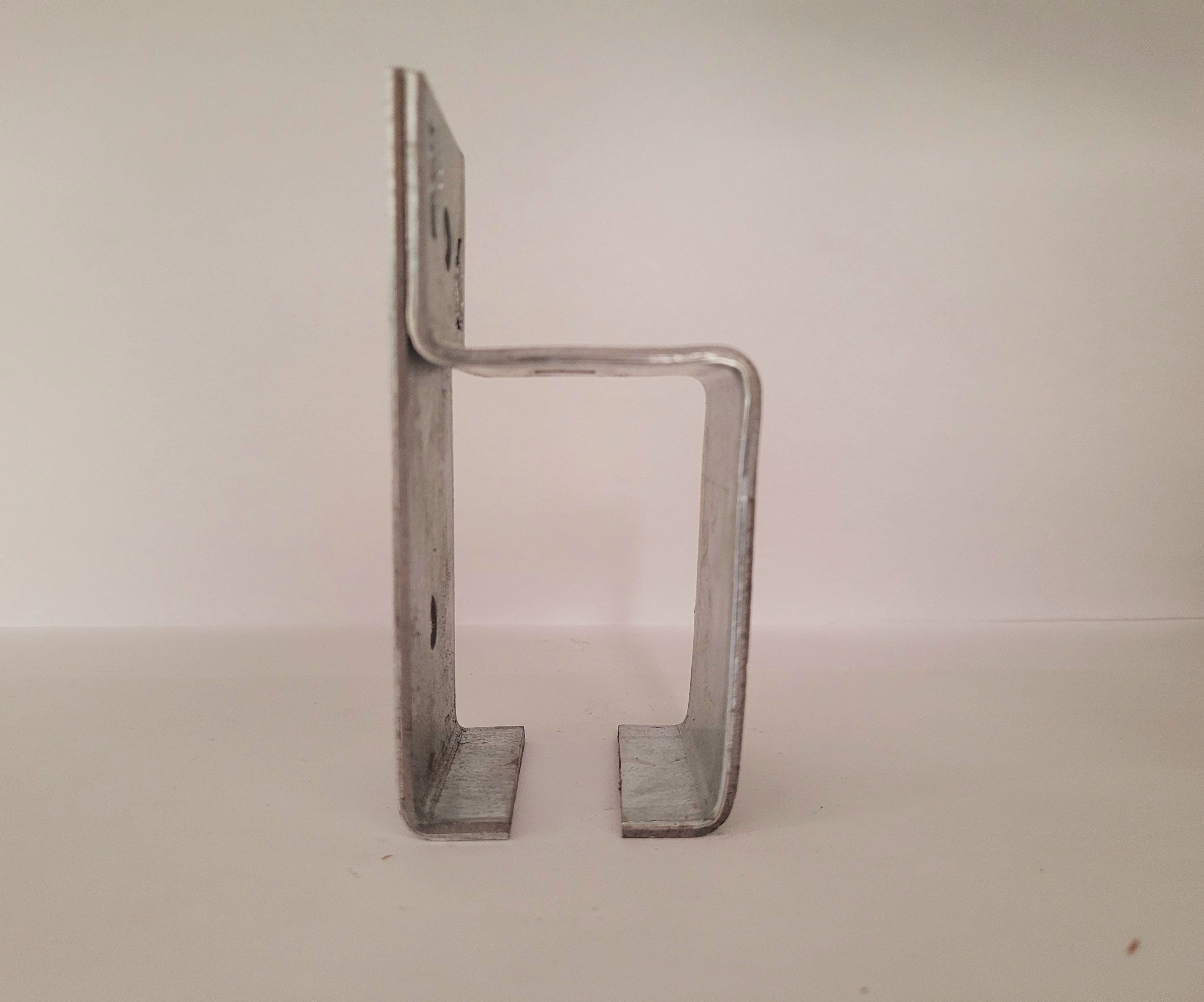 400lb Box Track - 31 Sidewall Bracket