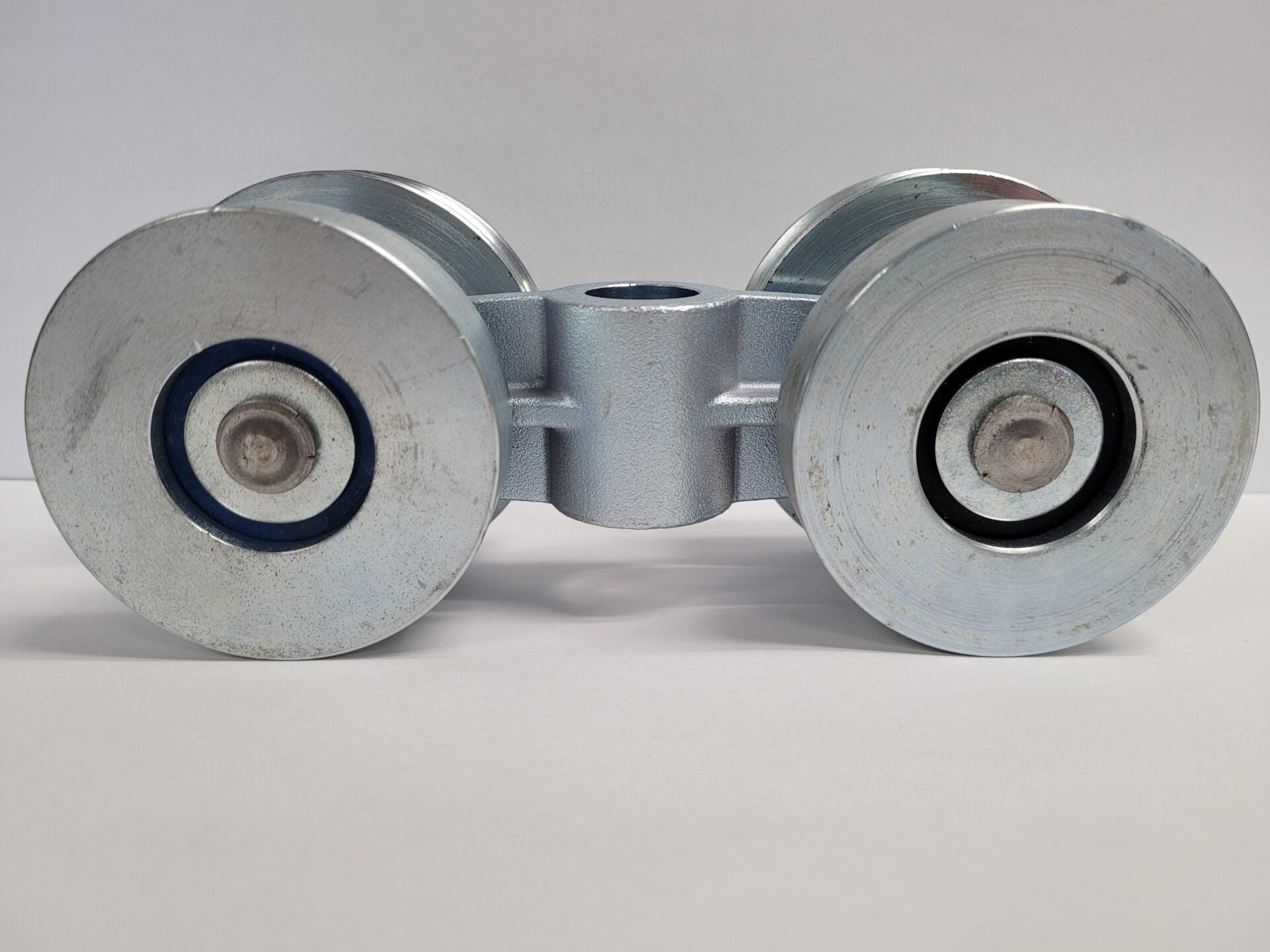 Series 8880 Ball Bearing Box Track Trucks (Pairs) no Aprons